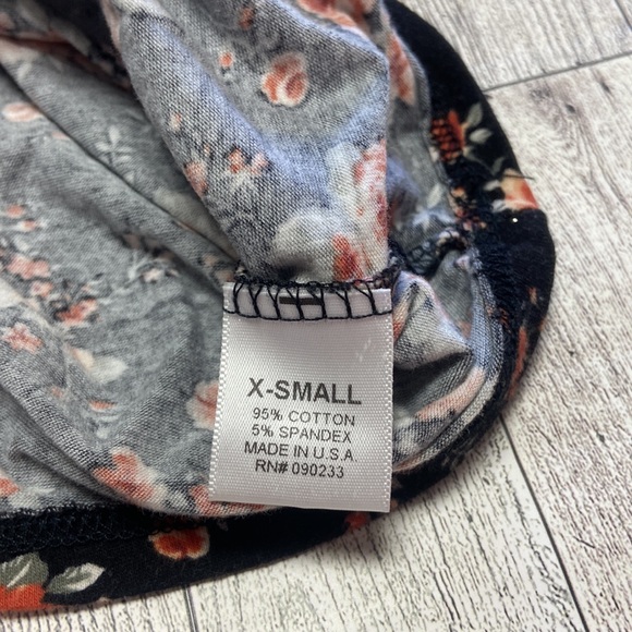 Nollie - Picture 5 of 5